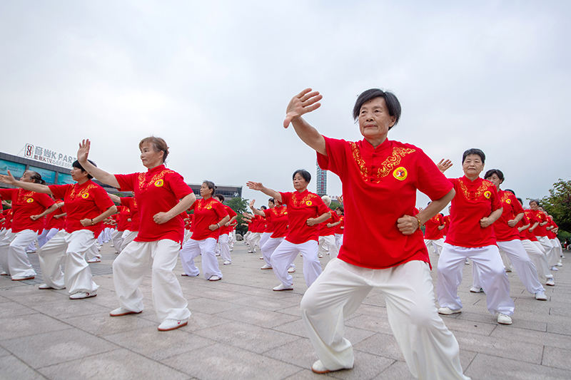 录全民健身 健康生活尊龙凯时ag旗舰厅登(图11)